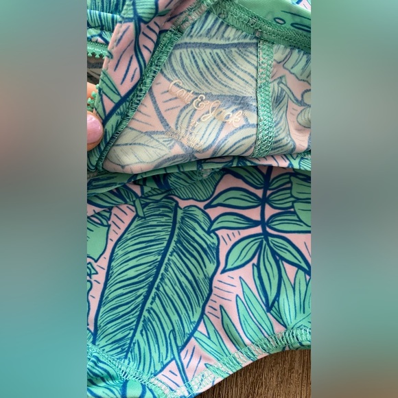 Cat and Jack One Piece Swimsuit, Tropical Print in 2T - Picture 4 of 7